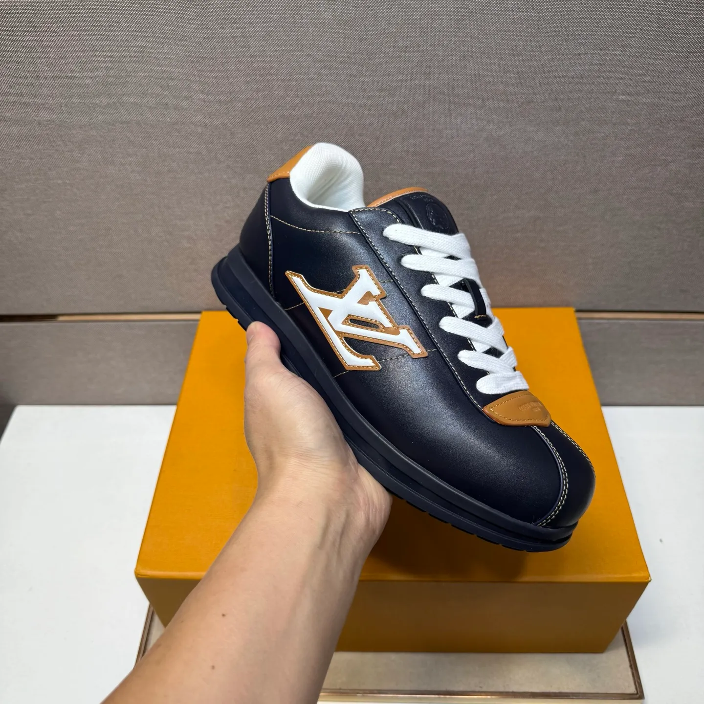 Men's men's shoes 💰pp560 [LV～] Men's casual shoes 2025z cabinet sales simultaneously 🔶Size: 38-44 #️⃣ 🔷6 colors🔜The upper is made of multi-material splicing➕Mesh lining, comfortable and breathable, sole: original comfortable and wear-resistant outsole, ⚠️real thing📱photographed🎬real thing is better📢📢📢
